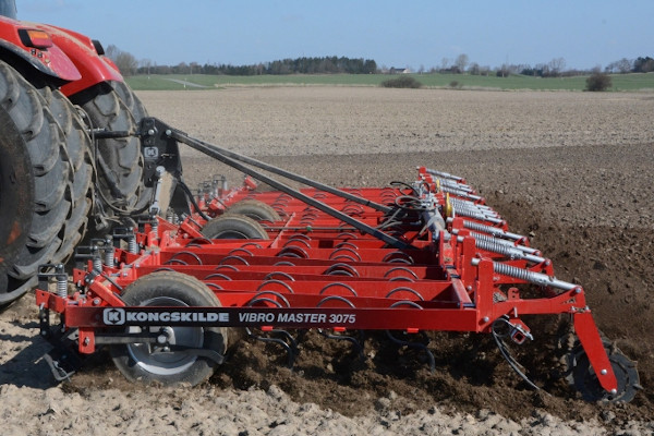 Kongskilde | Mounted Seedbed Cultivator | Model Vibro Master 3000 for sale at Coastal Tractor, California