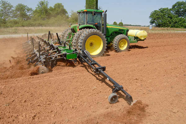 Unverferth | Ripper-Bedder | Model 410 SHEAR-BOLT for sale at Coastal Tractor, California